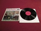 JOHN MAYALL WITH ERIC CLAPTON-BLUESBREAKERS-1966 UK PRESS-BEANO COVER-TOP AUDIO.