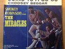 MIRACLES - GOING TO A GO-GO / CHOOSEY BEGGAR -TAMLA 54127. With Picture sleeve