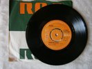 DAVID BOWIE DIAMOND DOGS RARE 4 PRONGED CENTRE 