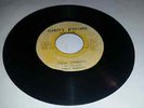 SHOT FROM THE GUN/FALSE PREACHER - DELROY WRIGHT    [ROOTS REGGAE]  7