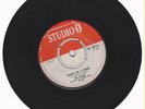 Ken Boothe / Roland Alphonso ?– Puppet On A String / Look Away-Ska