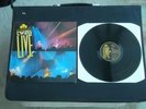 THOMPSON TWINS THOMPSON TWINS LIVE 1986 UK PRESS SIGNED 12