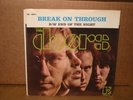 THE DOORS            BREAK ON THROUGH             7