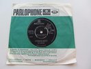 THE BEATLES   ORIGINAL  1966 UK 45  PAPERBACK WRITER    EXCELENT
