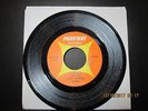 The Tymes Here She Comes Parkway 45-9247 RPM Record Ex