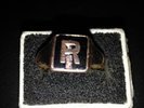 gold cygnet ring stamped 9.375