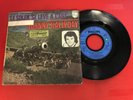 DISQUE VINYLE 45T : Johnny Hallyday - Le soleil se leve a l'est
