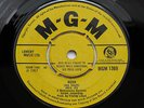 Kris Ife - Hush/The Spectator - UK 1967 MGM 45 - Freakbeat/Psych/Mod EXCELLENT
