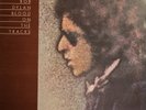 BOB DYLAN - 'BLOOD ON THE TRACKS' UK CBS 1974 ORIGINAL ISSUE VINYL LP.