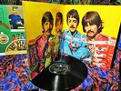 A1/B1 UK PARLOPHONE = BEATLES   SGT PEPPER '67 Psych + PEPPERLAND INSERT Lennon