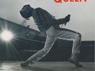 QUEEN - We Will Rock You / We Are The Champions Wembley (live) 7