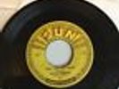 ELVIS PRESLEY ORIGINAL SUN RECORDS BABY LETS PLAY HOUSE 45 RPM, SUN 217, 1955