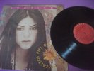 SHAKIRA , LP ALBUM, VINILO , PIES DESCALZOS