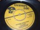 Skinhead Moon stomp By Symarip Single 7” Vinyl treasure island records