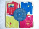 DANNY RIVERS & RIVER MEN * We’re Gonna Dance / Movin’In * HMV 1000 (1962)