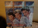 ANDREWS SISTERS CHRISTMAS  MCA 20415 RECORDS  VINYL LP BING CROSBY DANNY KAYE