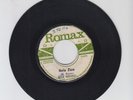 ROMAX/ HOLA ZION  -  MAX ROMEO  (71 REGGAE ROOTS 7
