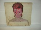 DAVID BOWIE SIGNED LP ALADDIN SANE ZIGGY STARDUST