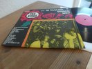 THE KINKS ARE THE VILLAGE GREEN PRESERVATION SOCIETY 1968