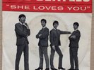 THE BEATLES She Loves You/I'll Get You with PICTURE SLEEVE S-4152 SWAN 45 EX
