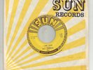 ROCKABILLY - ROY ORBISON- CHICKEN HEARTED / I LIKE LOVE -HEAR-1957 w/ SUN SLEEVE