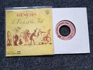 Genesis - A trick of the tail/ Carpet crawl/ crawlers 7'' Single GERMANY