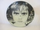 U2 WAR PICTURE DISC BLACK RIM VG+ UK 1983