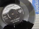 THE FIREFLIES I Can't Say Goodbye  1959  LONDON   superb EX