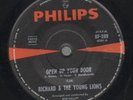 RICHARD & THE YOUNG LIONS  Rare 1966 Oz Only 7