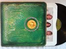 Alice cooper--billion dollar babies ,vinyl L P billion dollar and picture cards
