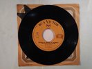 ELVIS PRESLEY the WALL HAVE EARS  YELLOW RCA  45N1370 RARE JUKE-BOX PROMO ITALY