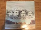 HIGHWAYMAN.ORIGINAL VINYL LP.W/INCERT.EXCELLENT.JOHNNY CASH,WILLIE NELSON.1985