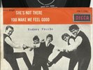 THE  ZOMBIES   SOUTH  AFRICA  PS   45   SHE'S  NOT  THERE