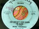Florida 60s Garage Private 45 Mike Thomas She Doesn't Even Know I'm Alive HEAR
