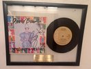 David Bowie AUTOGRAPHED vinyl 45 Ashes to Ashes Signed in MONTREAL '91 C.O.A