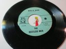 45 RPM l GARAGE : Restless Men - HEAR