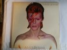 2 David Bowie vinyl albums. Aladdin Sane and Diamond Dogs