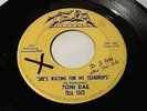 Toni Dae -  She's Waiting For My Teardrops / All My Life (Rare Soul 45) Teia