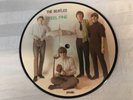 THE BEATLES - I FEEL FINE - She's a Woman 7
