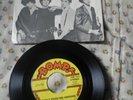 THE ZEROS original 1977 Picture sleeve & 45 DON'T PUSH ME AROUND/WIMP