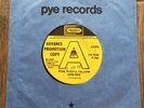 THE SORROWS - PINK PURPLE YELLOW AND RED - PYE - 7N 35385 - UK FREAKBEAT DEMO