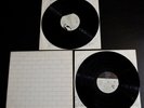 PINK FLOYD THE WALL WITH BAND MEMBERS IN GATE FOLD EXCELLENT VINYL 2 LP 1977