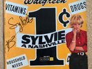 Sylvie a Nashville Vartan Walgreen LP 1964 French pop SIGNED / autograph NR