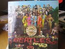 THE BEATLES - SGT. PEPPER'S LONELY HEARTS CLUB BAND 1967  VINYL//COVER V/G