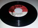 LEO/DONT BE AFRAID - THE BLACK HUNTERS [ROOTS REGGAE]  7