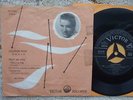 Elvis Presley - Jailhouse Rock / Treat Me Nice - JAPANESE 45 Lyric / sleeve