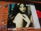 SHAKIRA, UN POCO DE AMOR REMIXES , EDIICION DISTRIBUIDA EN ESPAÑA, MAXI SINGLE