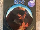 Kiss ?– Hide Your Heart 10