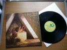 Kate Bush - Lionheart (Canadian VINYL ALBUM - Harvest label - RAISED LETTERS  )