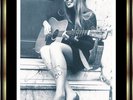 ORIGINAL - JONI MITCHELL - MUSIC LEGEND - UNIQUE HAND-SIGNED AUTOGRAPH